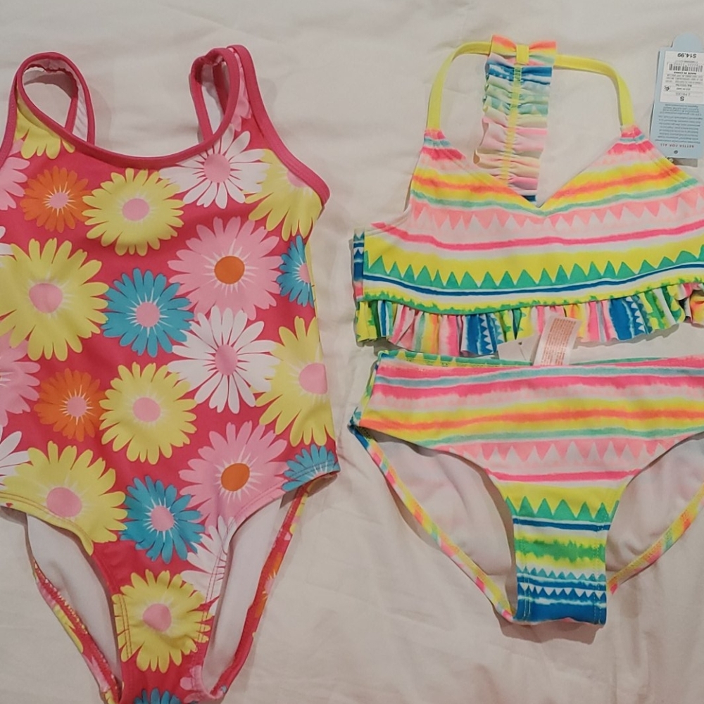 Girls swim sz 6.